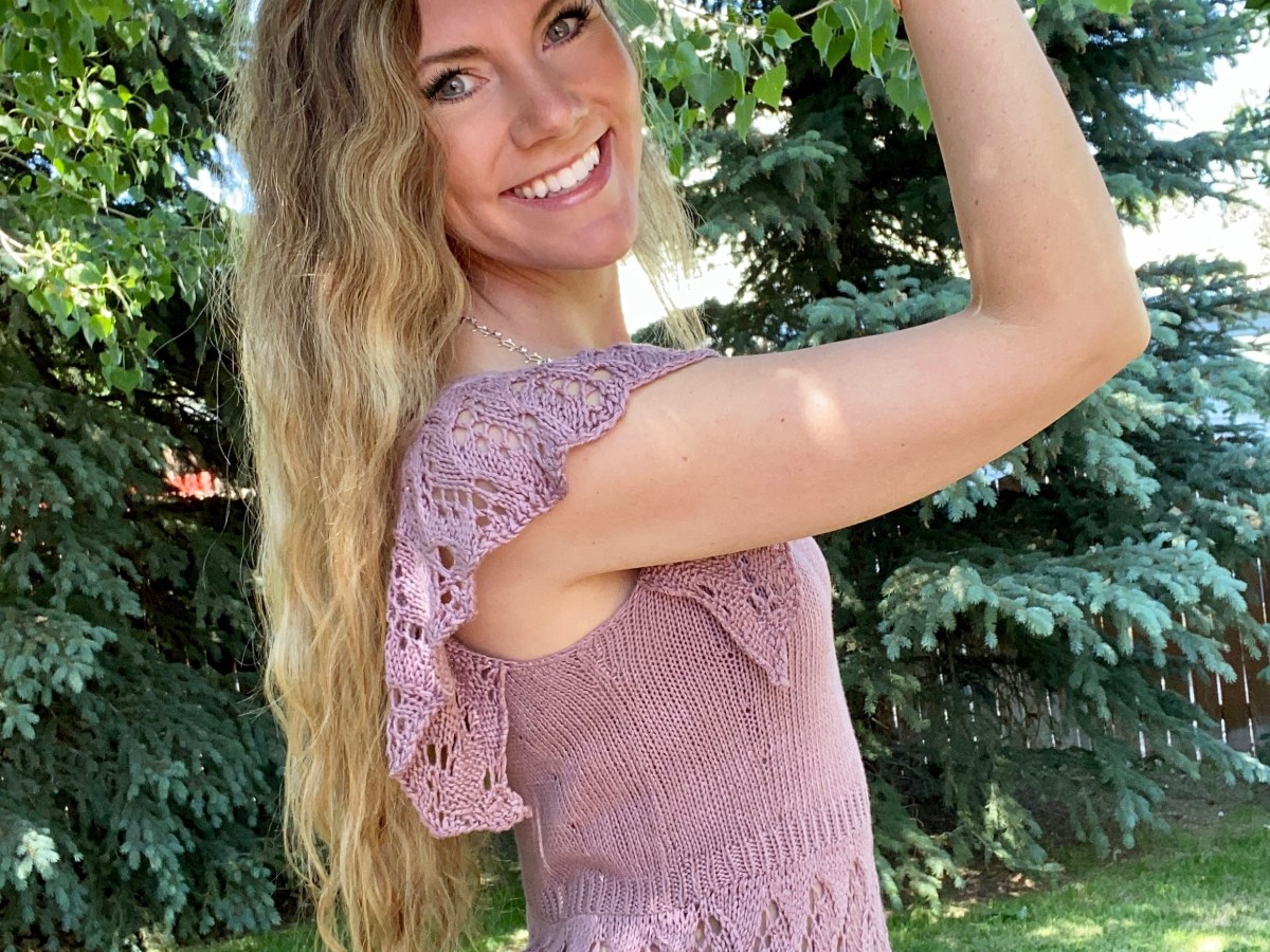 The ‘I Do’ Frilly Top is the&nbsp;MUST-make!